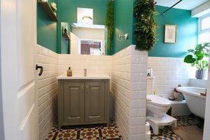 Photo 13- click for photo gallery